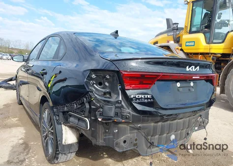 2023 Kia Forte Gt-Line z USA, uszkodzony, nr VIN 3KPF54AD0PE601172